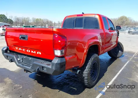 2016 Toyota Tacoma Trd Sport z USA, uszkodzony, nr VIN 5TFSZ5AN9GX019007